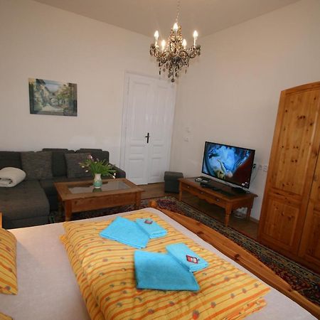 Apartment No. 16B Svahova 14 Karlovy Vary Eksteriør bilde