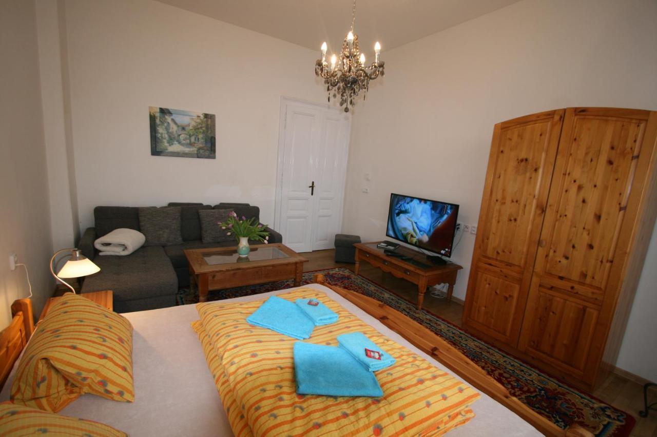 Apartment No. 16B Svahova 14 Karlovy Vary Eksteriør bilde